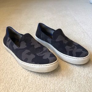 Rothy’s size 8 grey camo sneaker